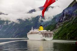 34_Im Geiranger Fjord.JPG